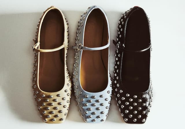 Chaussures plates : les incontournables de l’été 2025