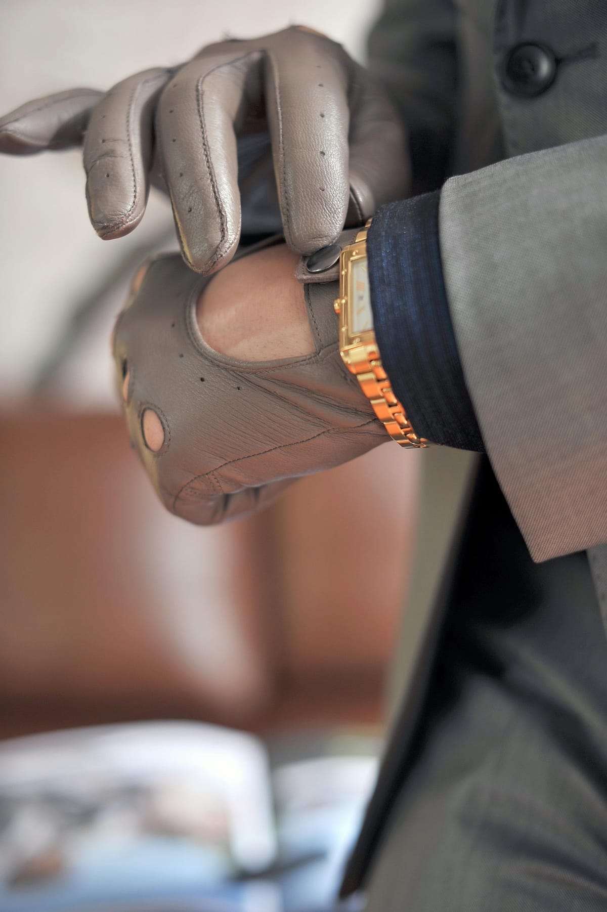 Adresse confidentielle : un atelier de gants sur-mesure à Millau