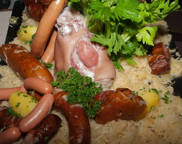 Obernai : l’adresse parfaite pour une choucroute conviviale et savoureuse