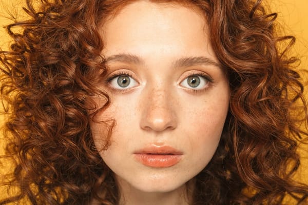 Meilleurs salons de coiffure pour cheveux bouclés à Paris